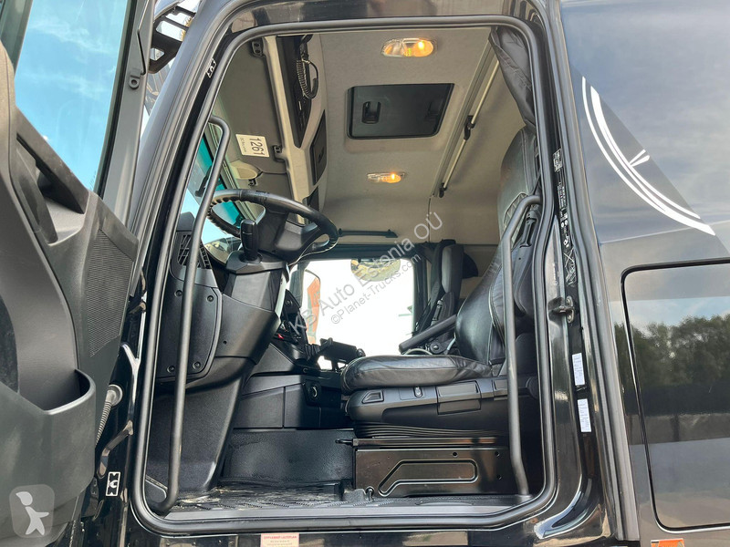 Kamion Mercedes 3253 8x4 2019