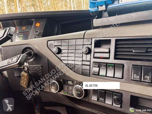 Kamion Volvo FH 550 8x2 HMF 8520 FLY JIB Winch...
