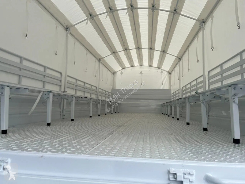 Camion Mercedes 3340 A 6x6 Cargo Truck