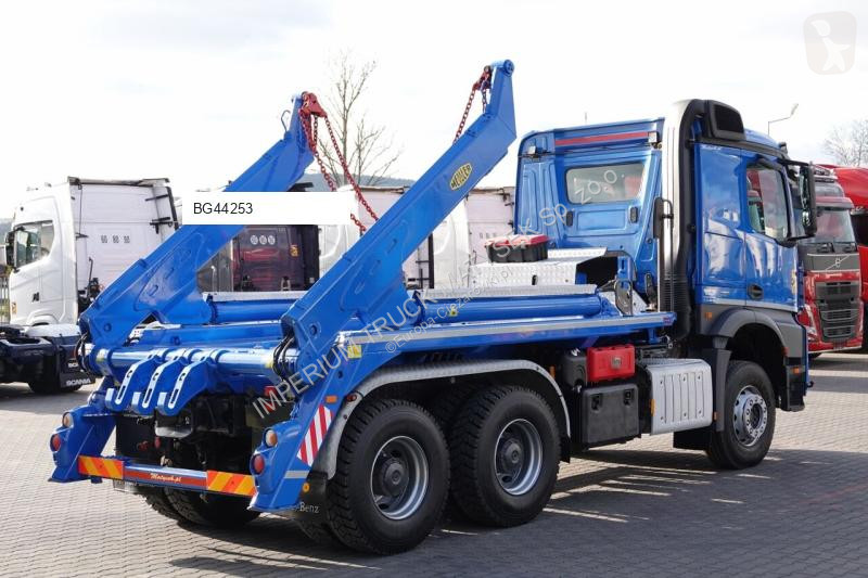 Camion Mercedes AROCS 2645