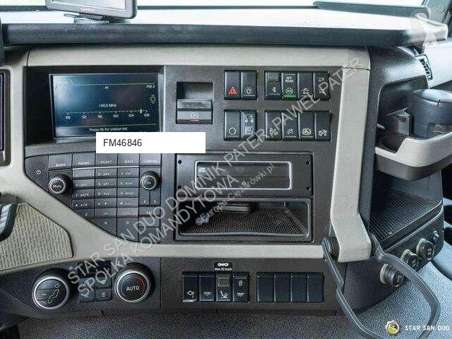 Camion Volvo PK 42002