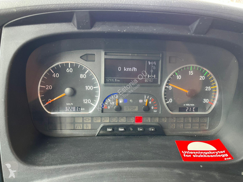Camion Mercedes 1018 4x4 ONLY 32281 km ! / FULL...