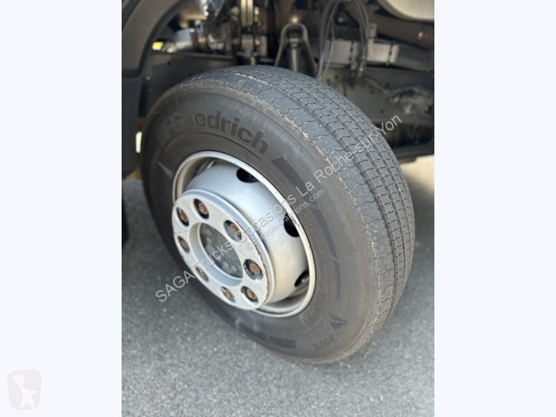Kamion Mercedes 1218 Fourgon