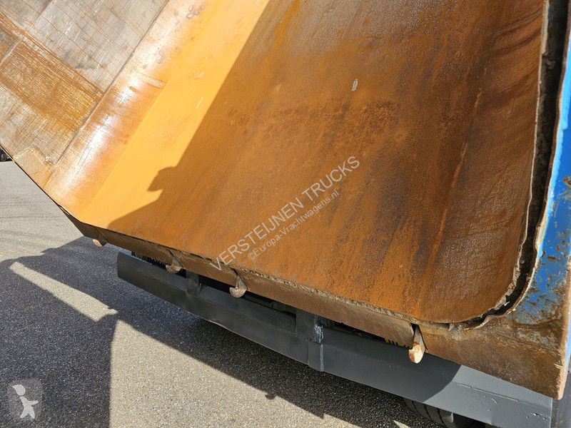 Kamion Volvo 440 / 10X4 / TIPPER / HUB...