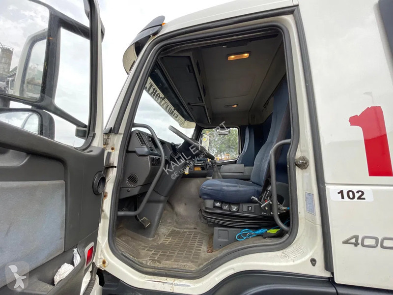 Kamion Volvo 440 HP Open Box 6x4 Full Spring...
