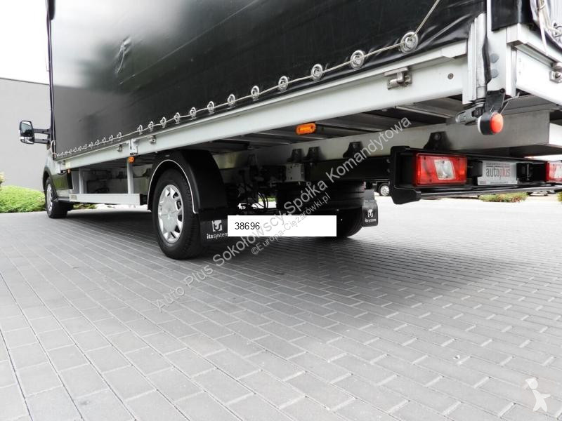 Véhicule utilitaire Ford TRANSIT PLANDEKA 10...