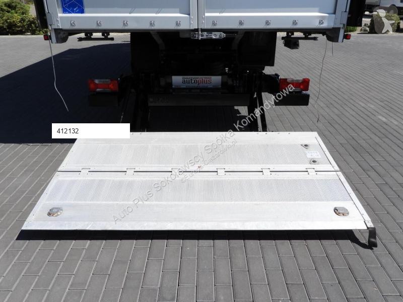 Véhicule utilitaire Iveco DAILY 70C18 PLANDEKA...