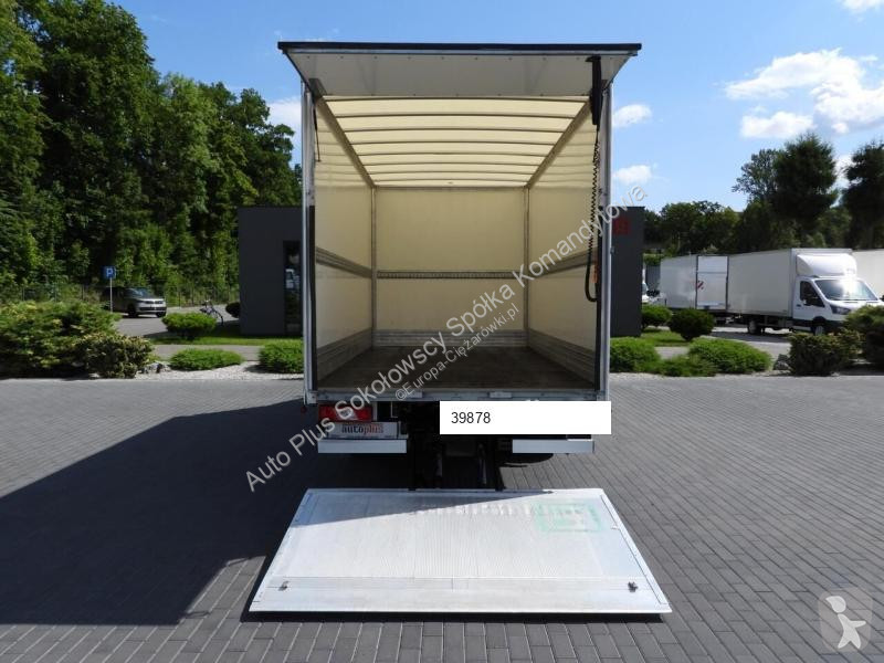 Autoutilitară Ford TRANSIT KONTENER WINDA 8...