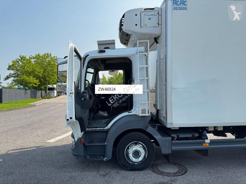 شاحنة Mercedes 1021 Mit Carrier Sp 850Mt