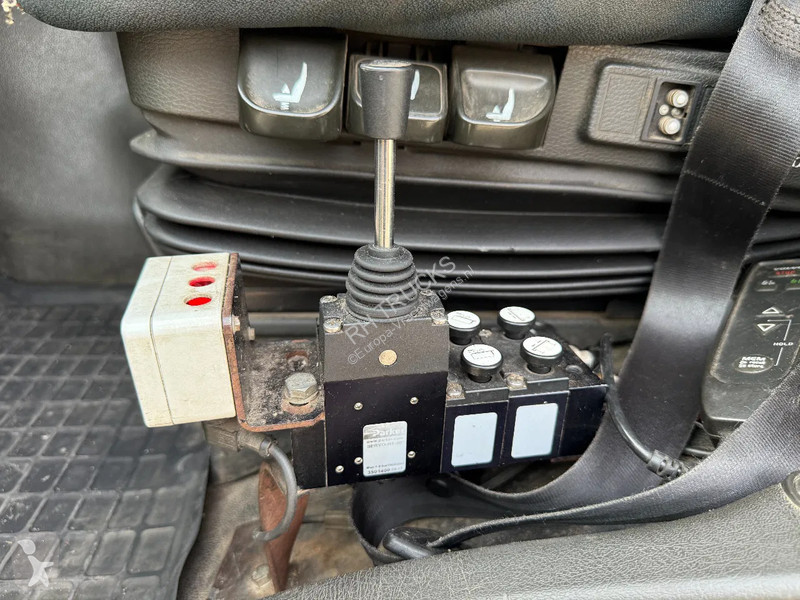 Kamion Volvo 6X2 EURO 6 VDL 21T HOOK