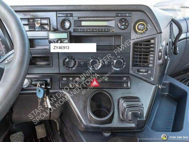 Camion Mercedes PK 33002