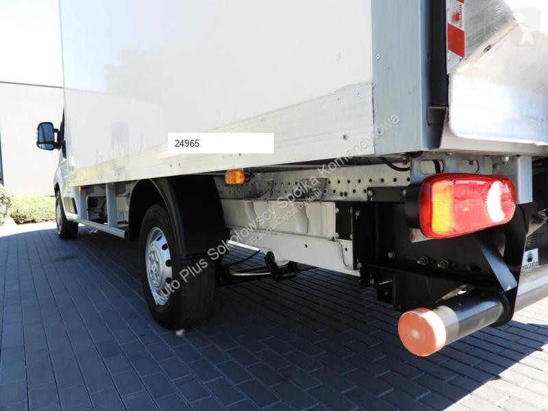 Nyttofordon Peugeot BOXER KONTENER WINDA 8...