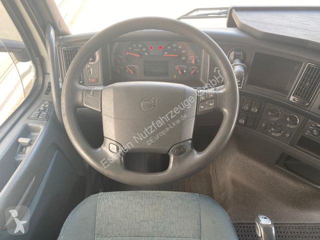Kamion Volvo FH460 8x4 Palfinger...