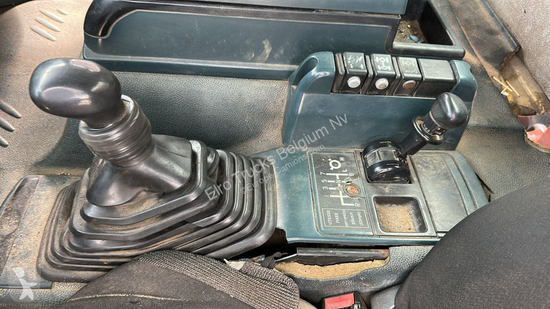 Camion Renault 385 (POMPE MANUELLE / MANUAL...