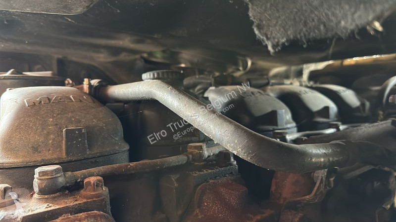 Kamion MAN (MANUAL PUMP / POMPE MANUELLE /...