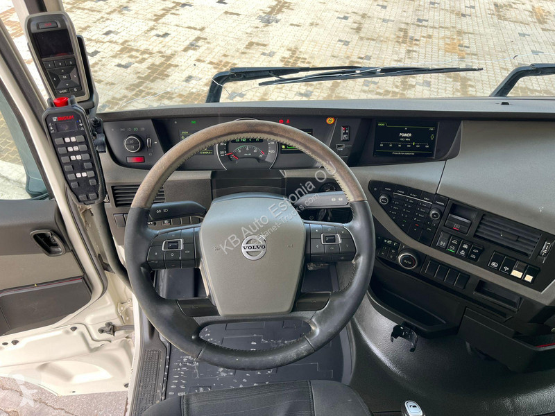 Camion Volvo 500 8x4*4 HIAB XR 24 ton / L=5800 mm