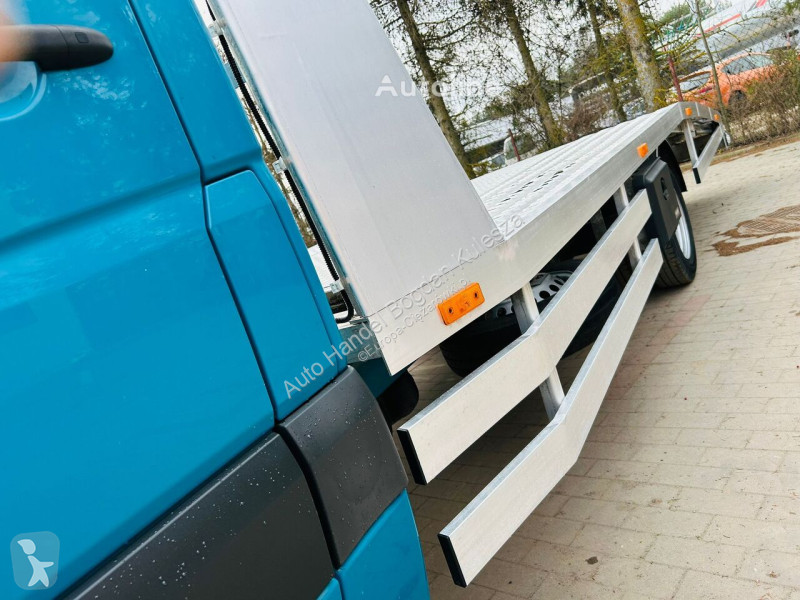 Samochód dostawczy Mercedes 516
