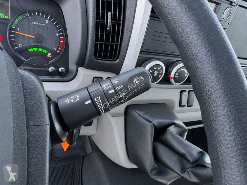 Užitkové vozidlo Mitsubishi 3C15 150CV 3L BOB...