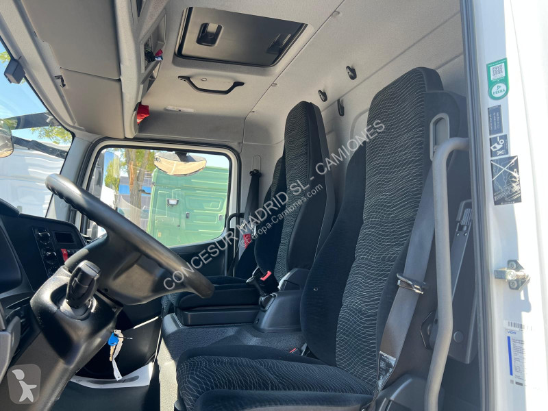 Kamion Mercedes  821 L
