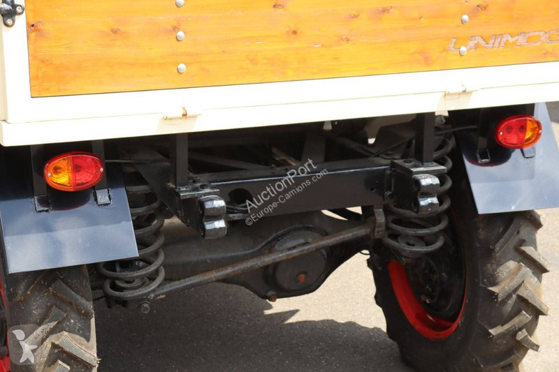 Camion Mercedes 401.104