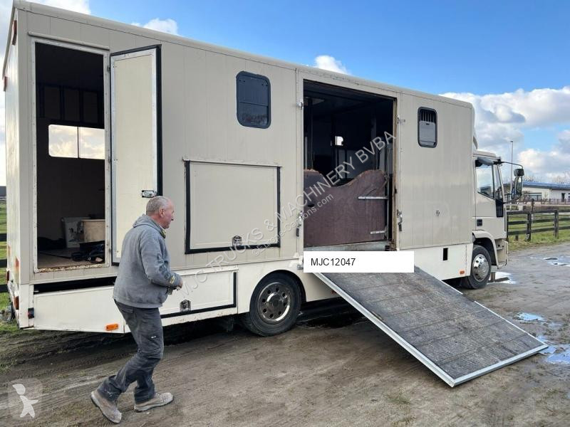Vrachtwagen Iveco 120E18 - 3 HORSES - MANUAL -...