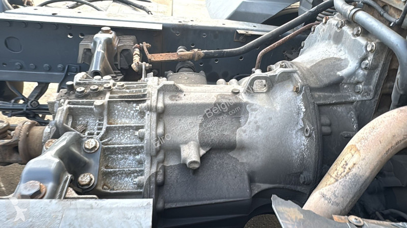 Camión Mercedes 815 (BOITE MANUELLE / MANUAL...