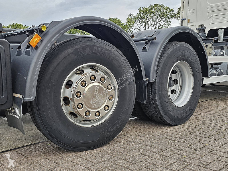 Kamion Scania 6x2*4