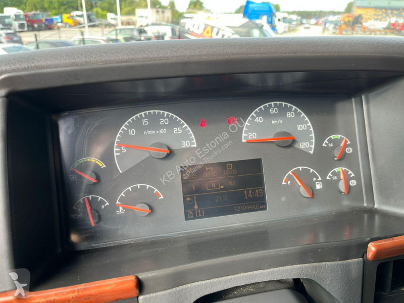 Kamion Volvo FH 480 6x4 HMF 2420-K5 YEAR 2011 /...