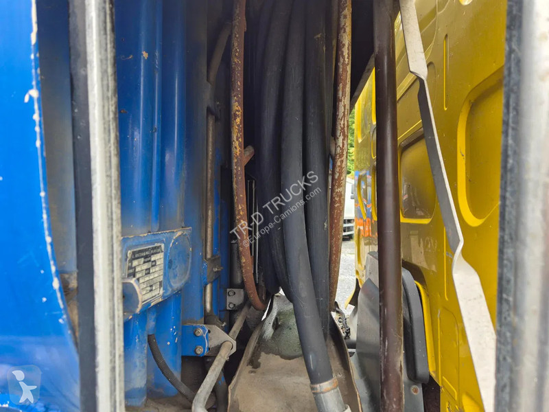 شاحنة Renault 220 10500L FUEL / CARBURANT - 4...