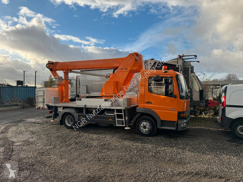 شاحنة Mercedes 815 4x2 Hubarbeitsbühne Wumag...