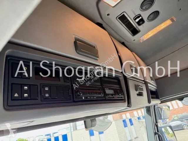 شاحنة مقطورة Renault T480...