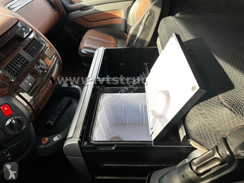 شاحنة DAF 530 4x2 Finkl 2.Stock Viehaufbau