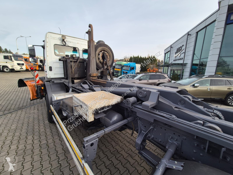 شاحنة Mercedes Axor 1833 / 4X4 / SERVICED! /...