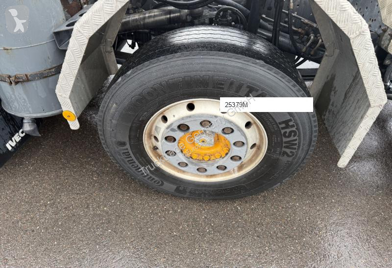 شاحنة Iveco 676 410T50-5