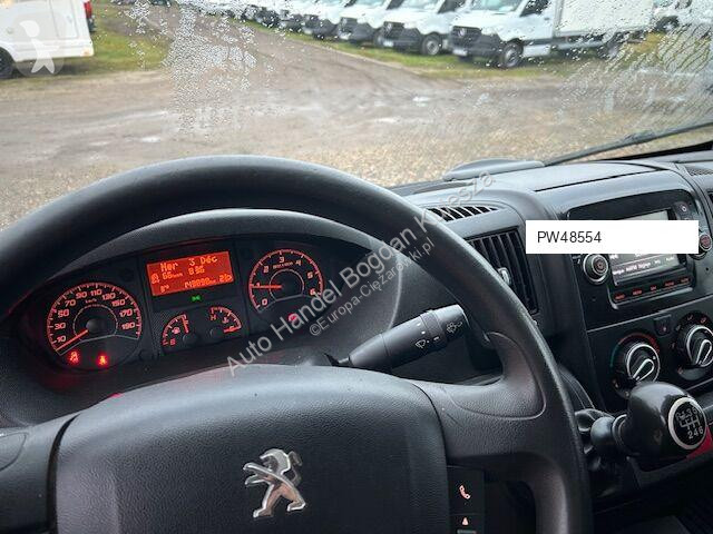 Samochód dostawczy Peugeot 2.2