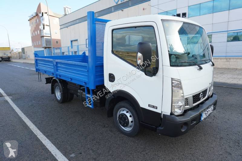 شاحنة Nissan