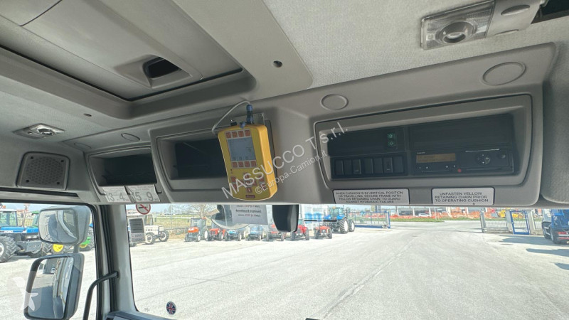 شاحنة Volvo FE 250 4X2