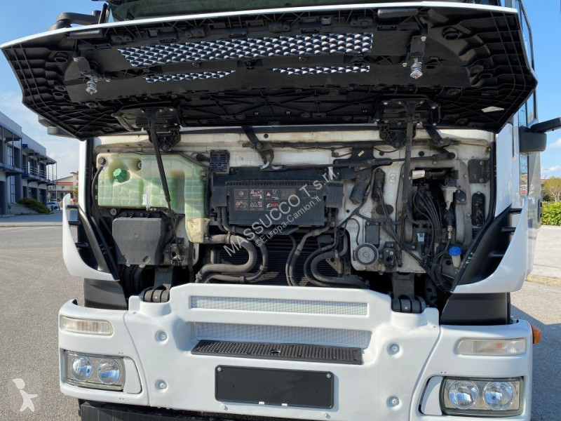 شاحنة Iveco STRALIS 270