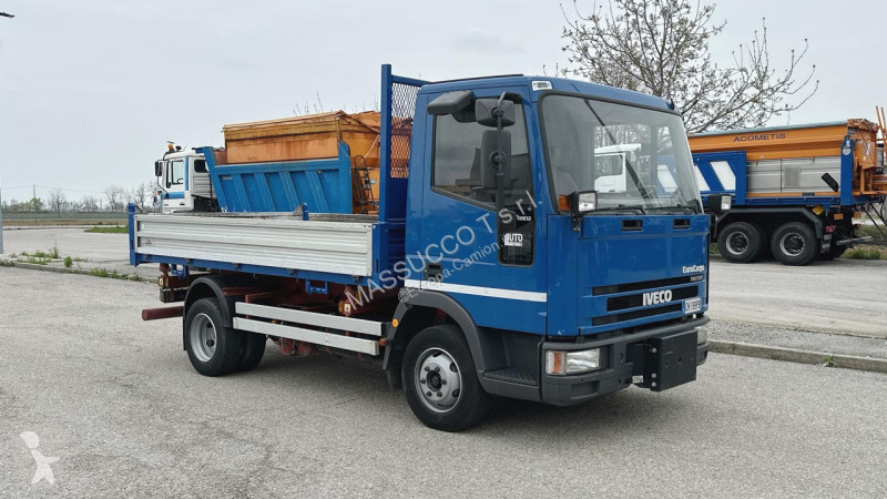شاحنة Iveco Tector