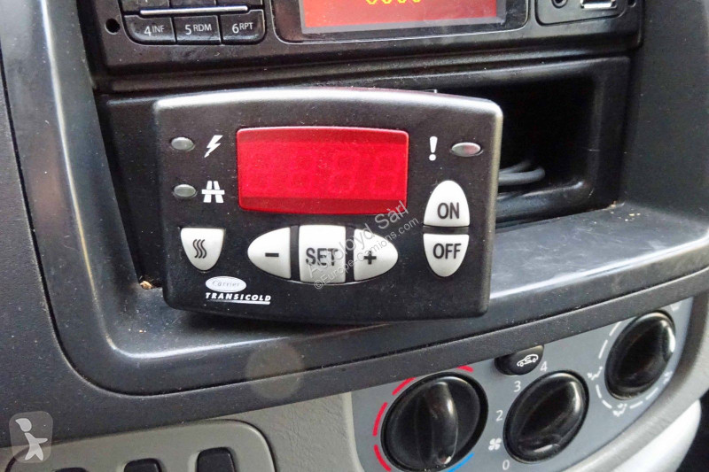 Véhicule utilitaire Renault TRAFIC FRIGO 2,0...