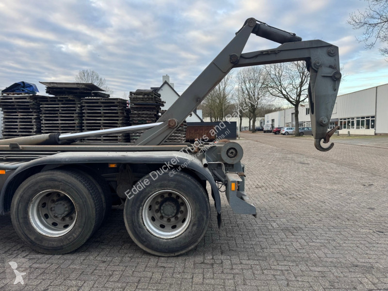 شاحنة Volvo FL10 6X4 / MANUAL / HIAB 100