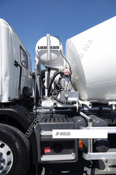 Betonárske zariadenie Scania P 320