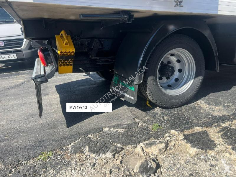 شاحنة Nissan NT400 35.14 FRC -20
