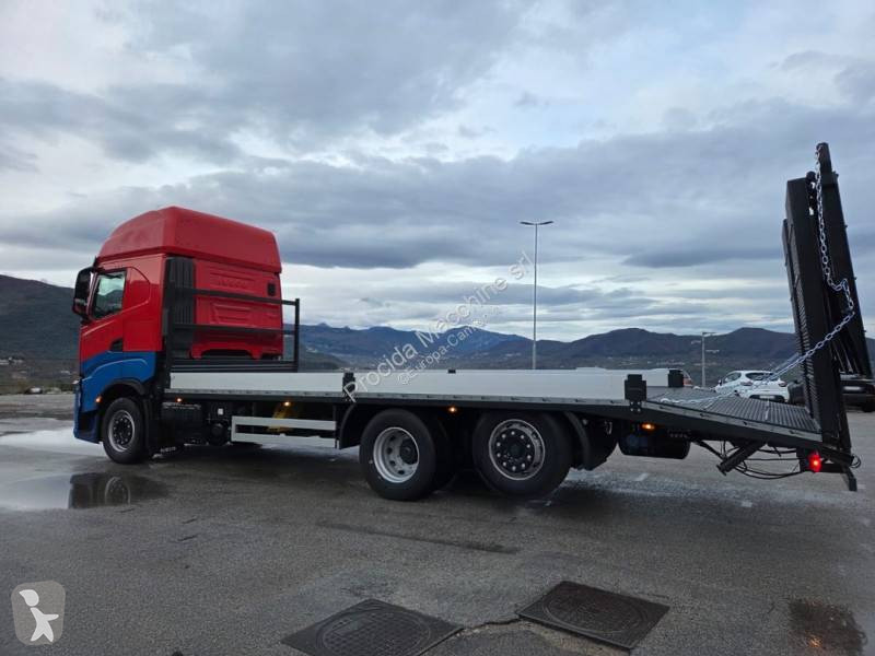 شاحنة Iveco