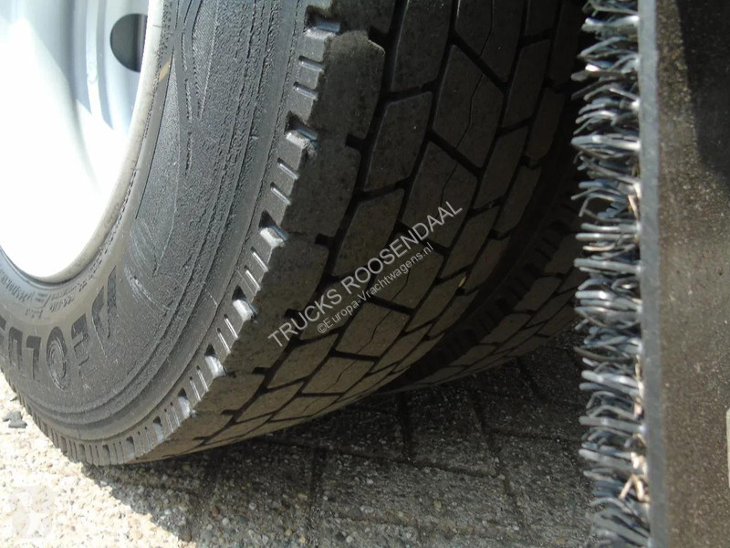 شاحنة Iveco 120E21 euro 6 + lift + lot in stock