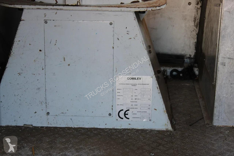 شاحنة Renault 220 + 14METER + EURO 5