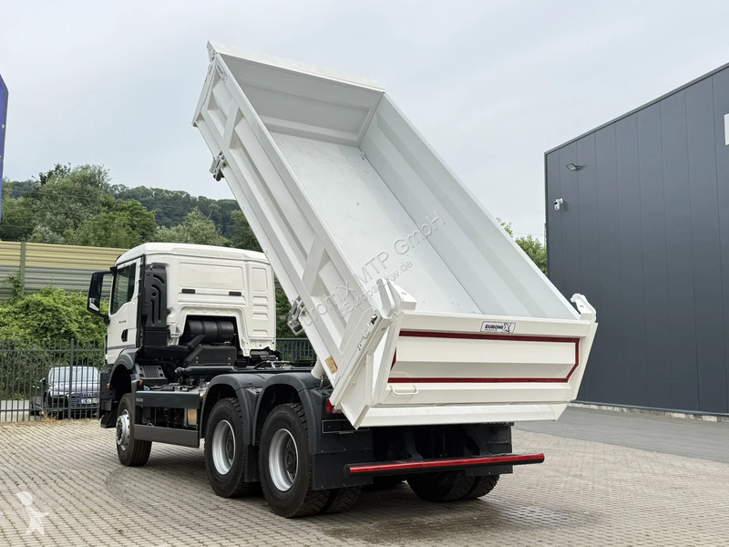 Lastbil MAN 33.440 MAN  33.440 6x6 3-Seiten-...