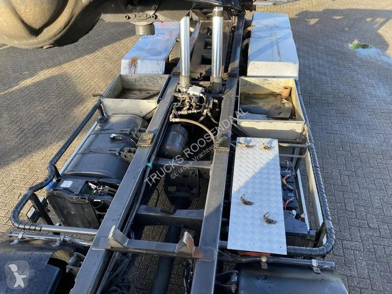 شاحنة Volvo 370 + Euro 5 + Palfinger Z-Q170...