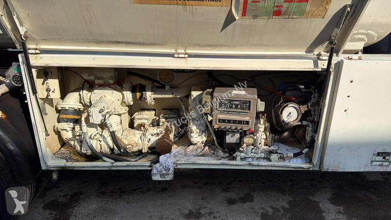 شاحنة MAN 10.153 (7410L / STEEL SUSP. / MANUAL...