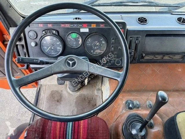 شاحنة Mercedes AK 4x4 V6 WITH ONLY 128.500 KM!!...